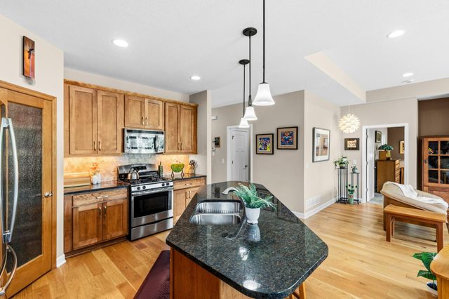 316 Wedgewood Circle, Hudson, WI 54016