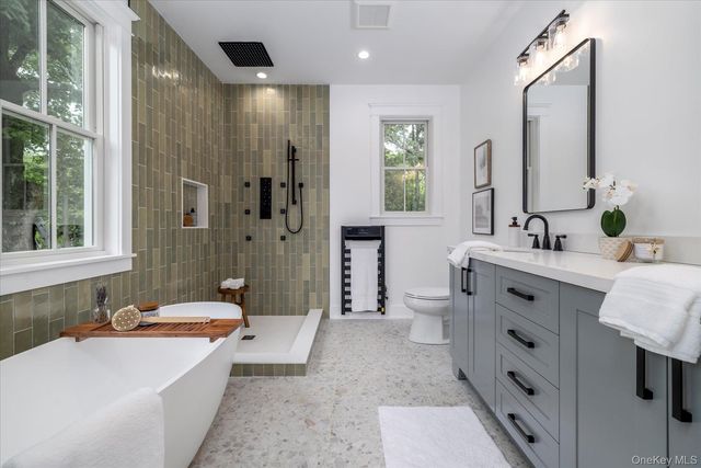 480 Ackerly Pond Lane, Southold, NY 11971