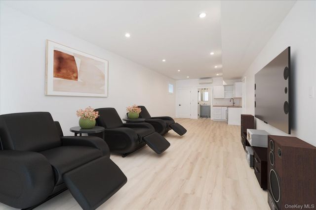 480 Ackerly Pond Lane, Southold, NY 11971