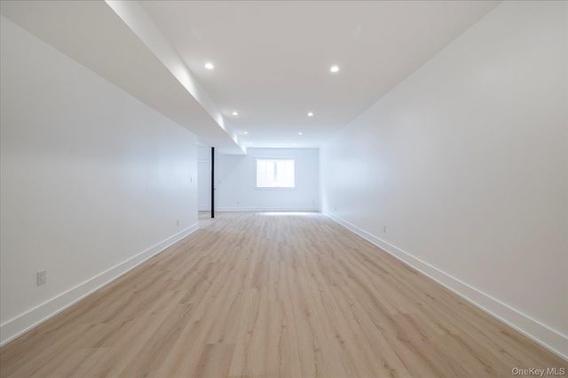 480 Ackerly Pond Lane, Southold, NY 11971