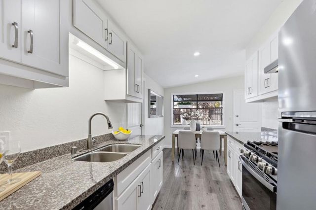 40452 Citrus Drive, Fremont, CA 94538