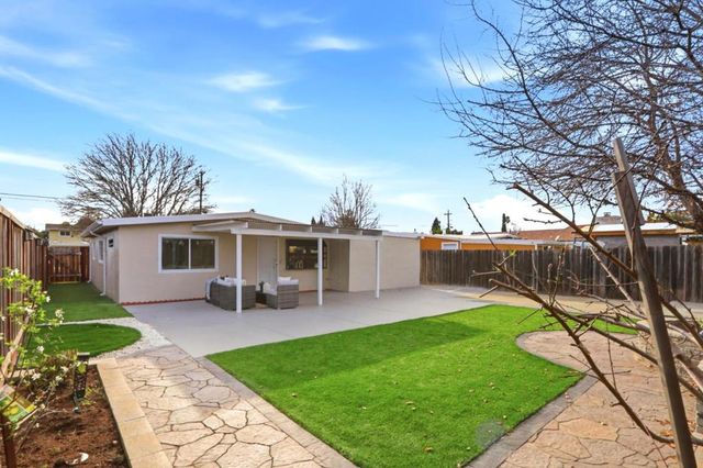 40452 Citrus Drive, Fremont, CA 94538