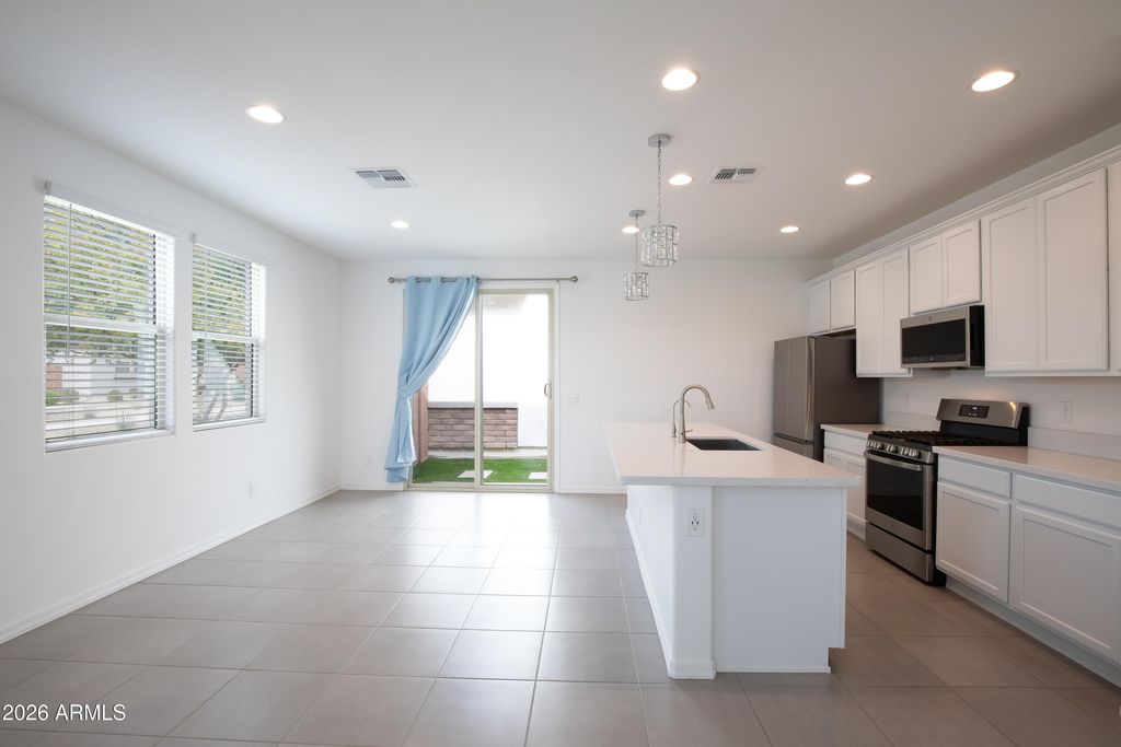 14182 W HACKAMORE Drive, Surprise, AZ 85387 — photo 4