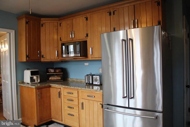 25 FARMWAY DR, Richboro, PA 18954