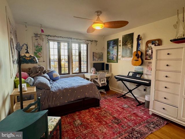 25 FARMWAY DR, Richboro, PA 18954