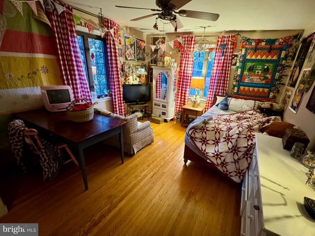 25 FARMWAY DR, Richboro, PA 18954