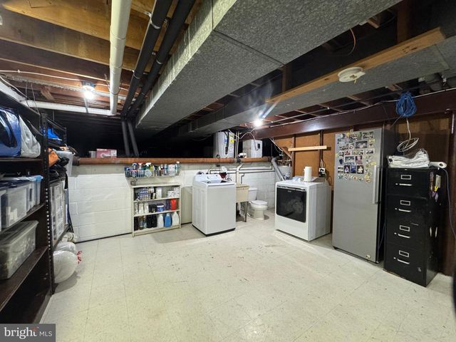 25 FARMWAY DR, Richboro, PA 18954