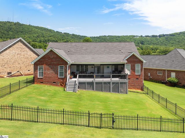 30 Belle Terre Court, Greenville, SC 29609