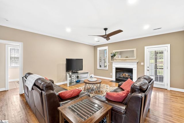 30 Belle Terre Court, Greenville, SC 29609
