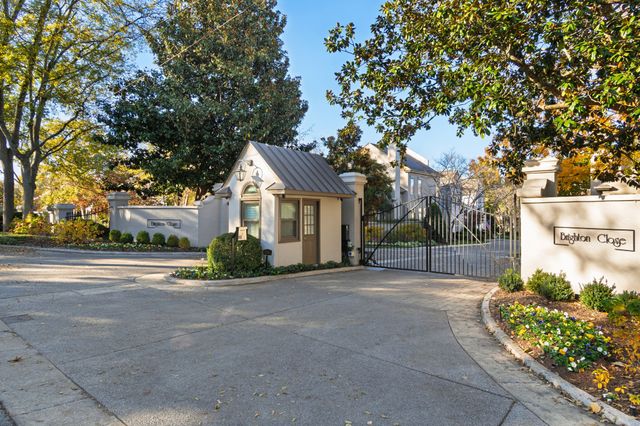 104 Brighton Close, Nashville, TN 37205