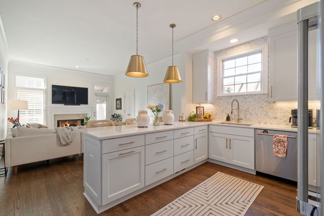 104 Brighton Close, Nashville, TN 37205