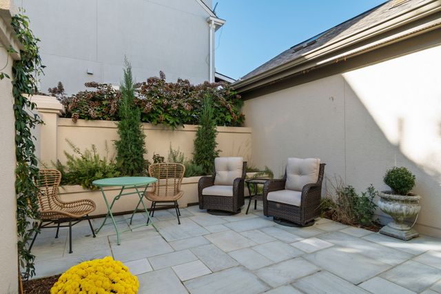 104 Brighton Close, Nashville, TN 37205