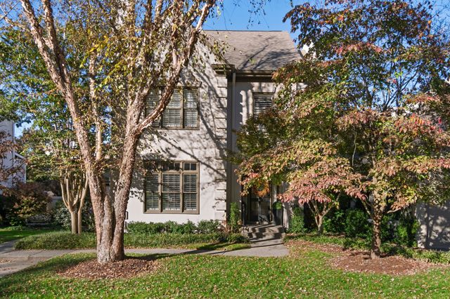 104 Brighton Close, Nashville, TN 37205