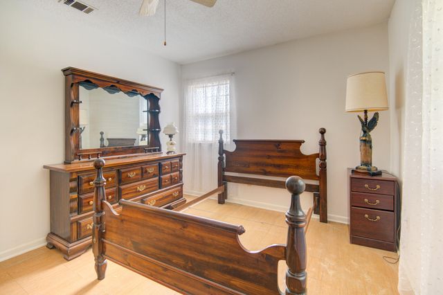 4826 Primrose Street, Crestview, FL 32539