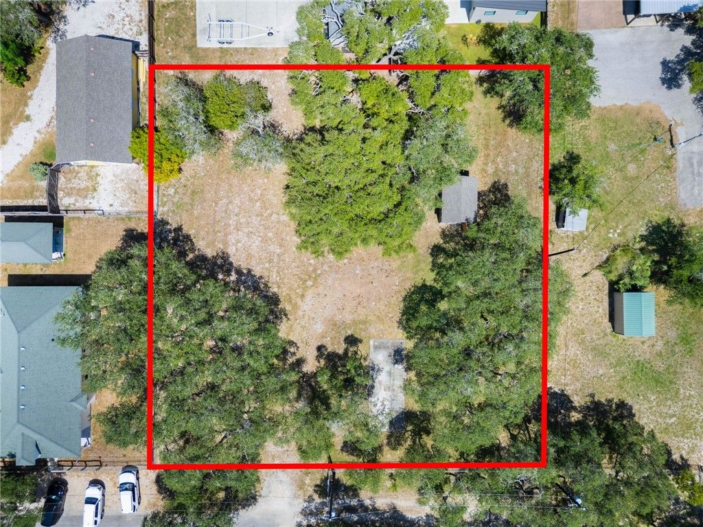 606 N 4th St, Fulton, TX 78358 — photo 3