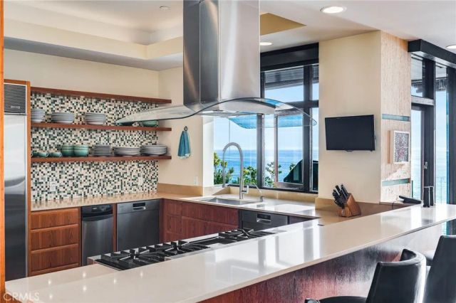 32091 Coast Highway, Laguna Beach, CA 92651