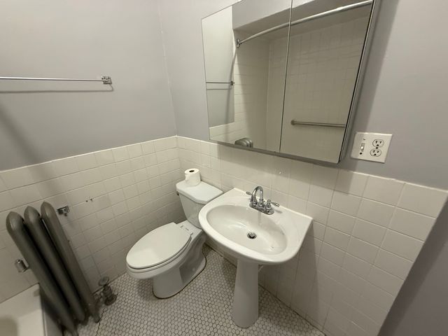 4501 N Troy Street 3, Chicago, IL 60625