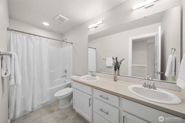 12913 193rd Avenue E, Bonney Lake, WA 98391