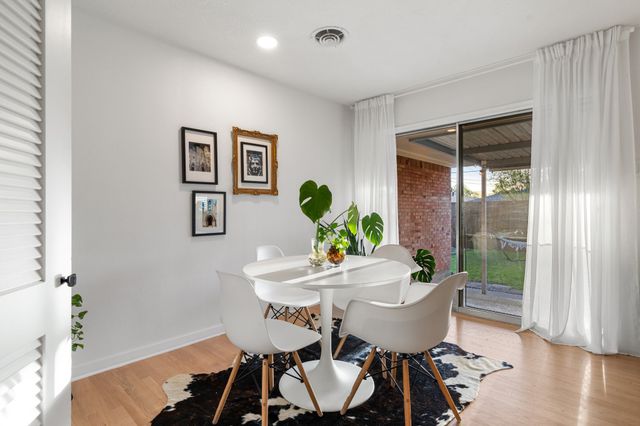 9209 Lindaro Lane, Dallas, TX 75228