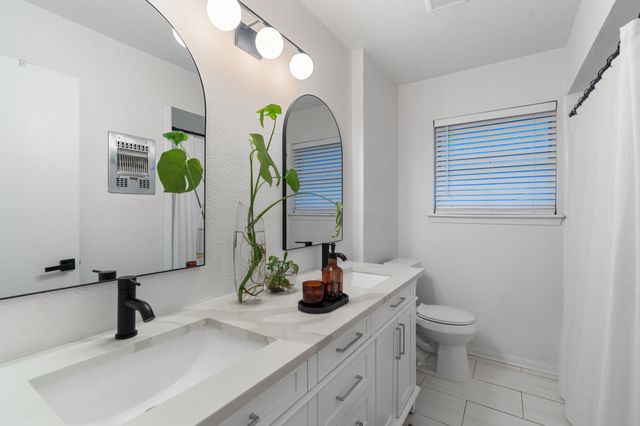 9209 Lindaro Lane, Dallas, TX 75228