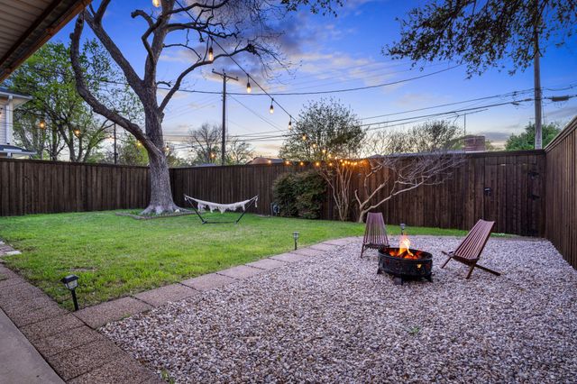 9209 Lindaro Lane, Dallas, TX 75228