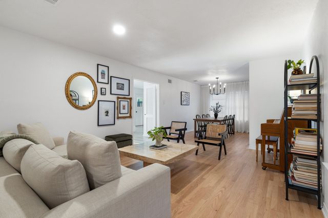 9209 Lindaro Lane, Dallas, TX 75228