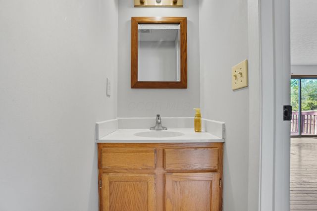 4849 Pleasant Woods Court, Columbus, OH 43230