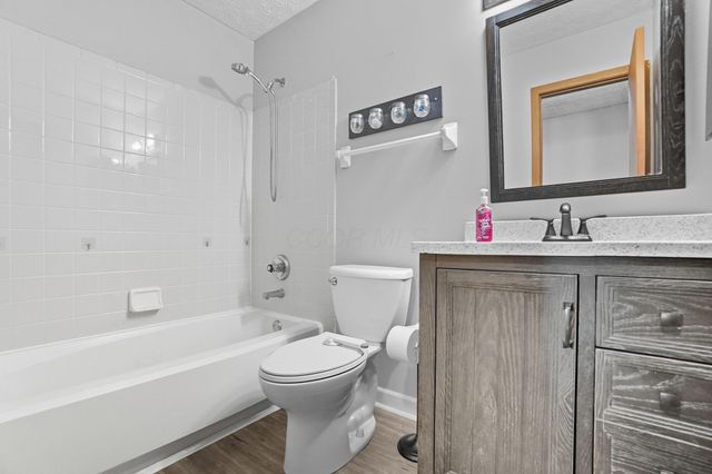 4849 Pleasant Woods Court, Columbus, OH 43230