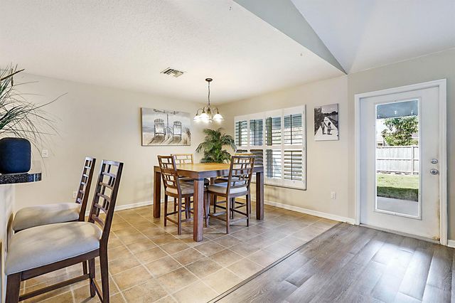 1298 SW Byron Street, Port St. Lucie, FL 34983