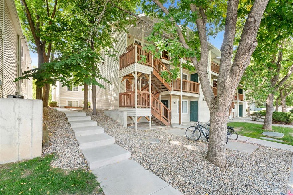 1221 University Avenue A201, Fort Collins, CO 80521
