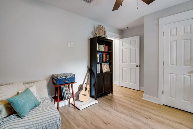 43 E Crocus Avenue, Defuniak Springs, FL 32433