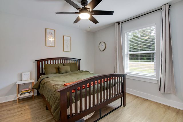 43 E Crocus Avenue, Defuniak Springs, FL 32433