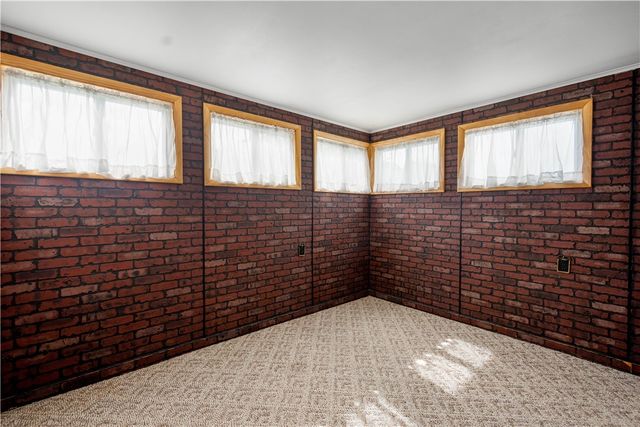 45 Harlem Ave, Stowe Twp, PA 15136