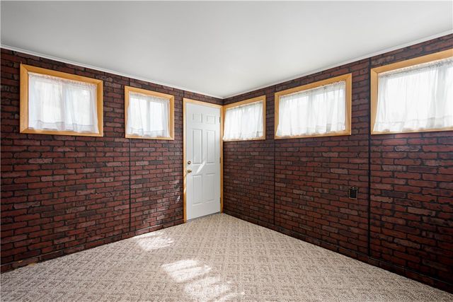 45 Harlem Ave, Stowe Twp, PA 15136