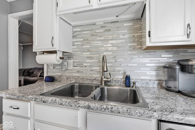 1105 Fontana Court, Indianapolis, IN 46229