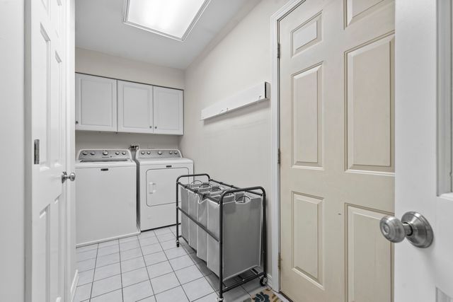 12205 Oakcrest Drive, Huntley, IL 60142