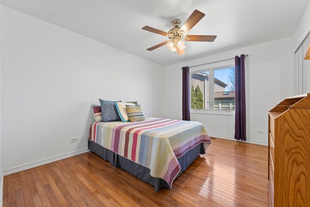 12205 Oakcrest Drive, Huntley, IL 60142