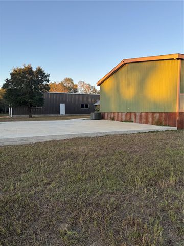 2636 E FM 532, Schulenburg, TX 78956