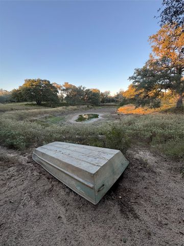 2636 E FM 532, Schulenburg, TX 78956