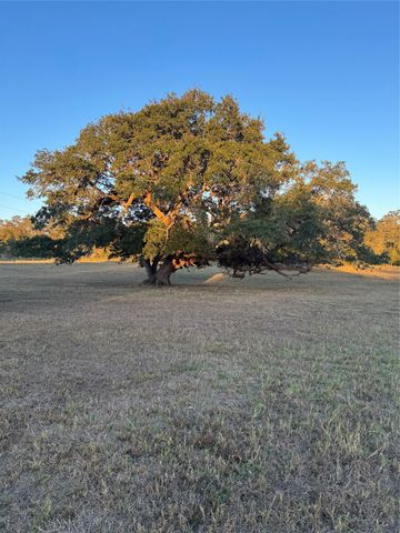 2636 E FM 532, Schulenburg, TX 78956