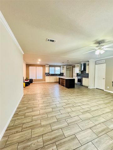 2636 E FM 532, Schulenburg, TX 78956