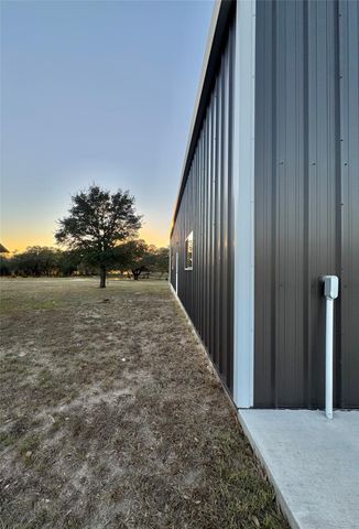 2636 E FM 532, Schulenburg, TX 78956