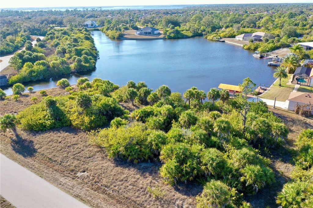 Image 12 of property listing at 2295 MCPHEARSON DRIVE, Port Charlotte, FL 33953