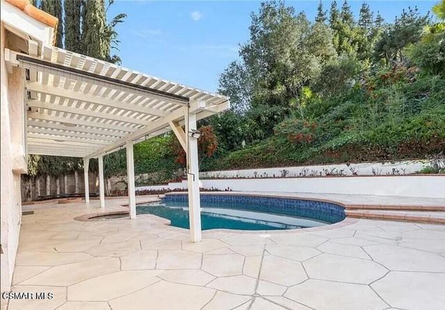 1885 Fallview Road, Westlake Village, CA 91361