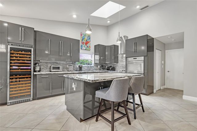 8324 NW 80th Street, Tamarac, FL 33321