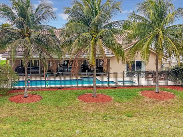 8324 NW 80th Street, Tamarac, FL 33321