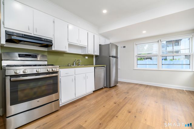 215 High Park Avenue, Stratford, CT 06615
