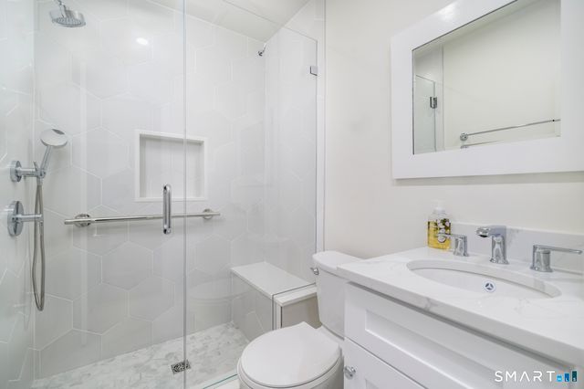 215 High Park Avenue, Stratford, CT 06615