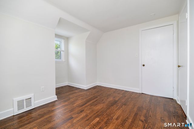 215 High Park Avenue, Stratford, CT 06615