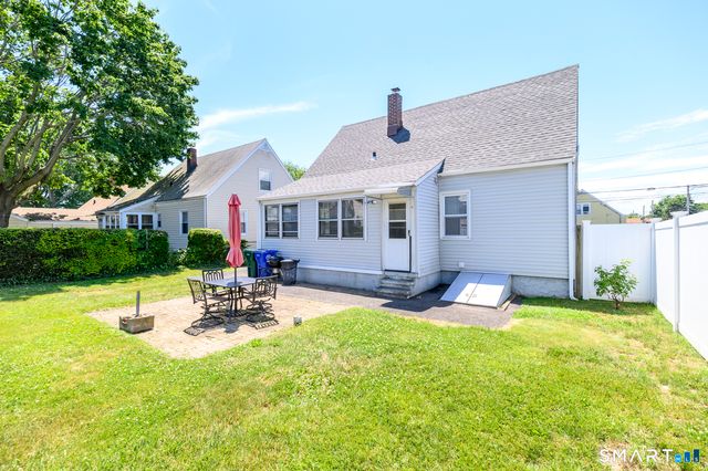 215 High Park Avenue, Stratford, CT 06615